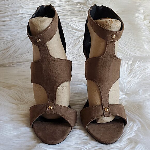 Charlotte Russe Janelle Women's Browne Caged Suede Sandal SZ 8 - Picture 4 of 14